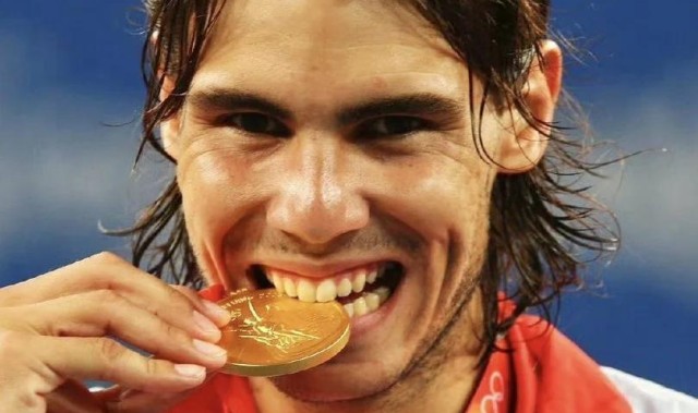 AG体育登录入口-四十多年仅七人做到：生涯最后一冠，竟是大满贯